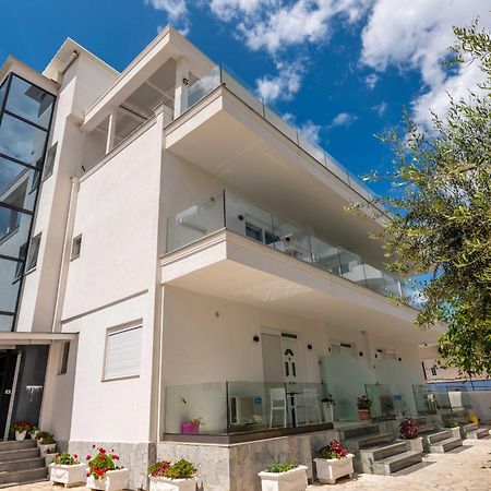 Apartments Margarita クサミル エクステリア 写真