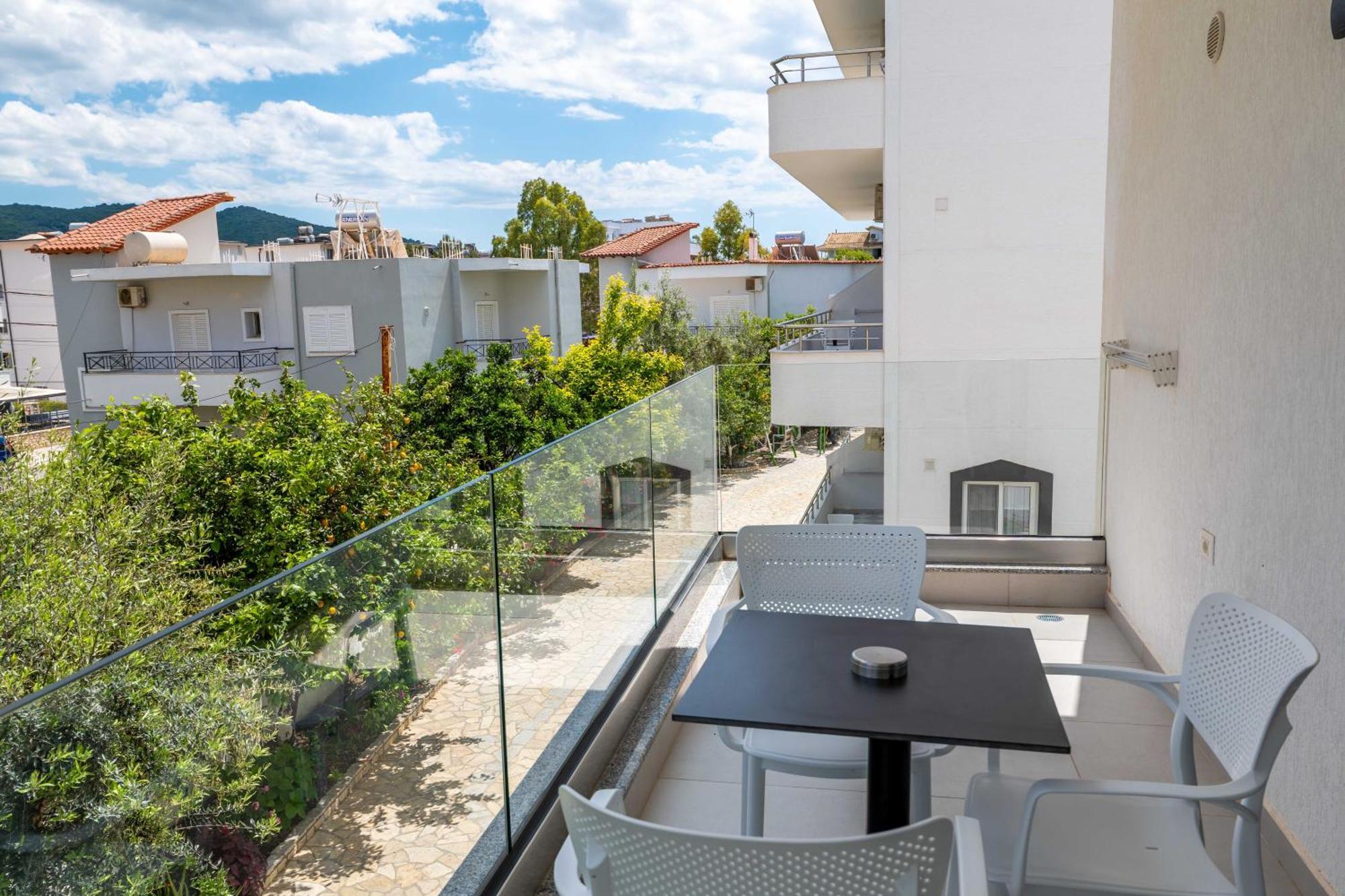 Apartments Margarita クサミル エクステリア 写真